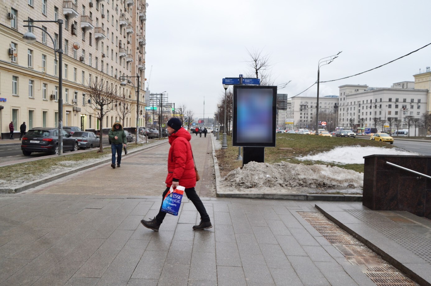 Фотография рекламного носителя, тип: Ситиформат 1.8x1.2, адрес: Победы пл. X Кутузовский пр-т., д.2, корп.1, поз.2, Москва, Россия. Сторона В №1348615