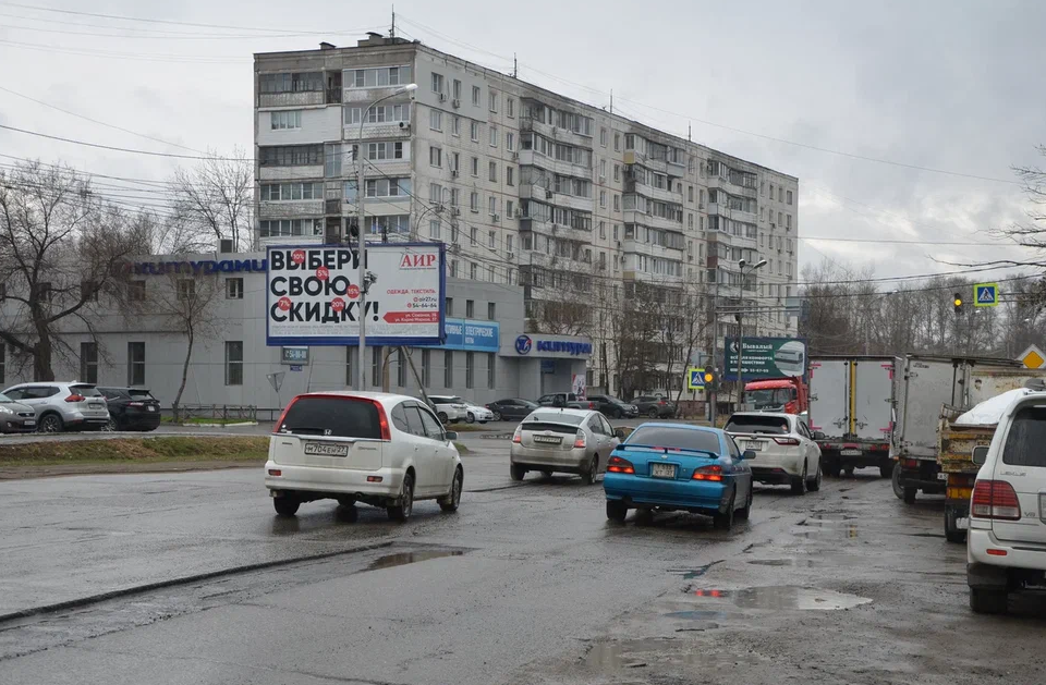 Фотография рекламного носителя, тип: Билборд 3x6, адрес: Павла Морозова ул. Х Союзная ул., д.3в, Хабаровск, Хабаровский край, Россия. Сторона Б №971483