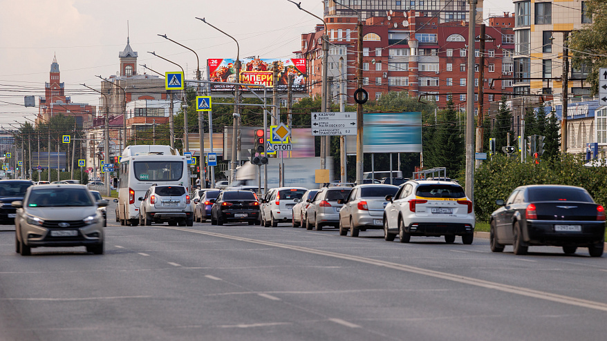 Фотография рекламного носителя, тип: Суперсайт 4x12, адрес: Жукова ул. X Масленникова ул., поз.2, Омск, Омская область, Россия. Сторона А №1010091