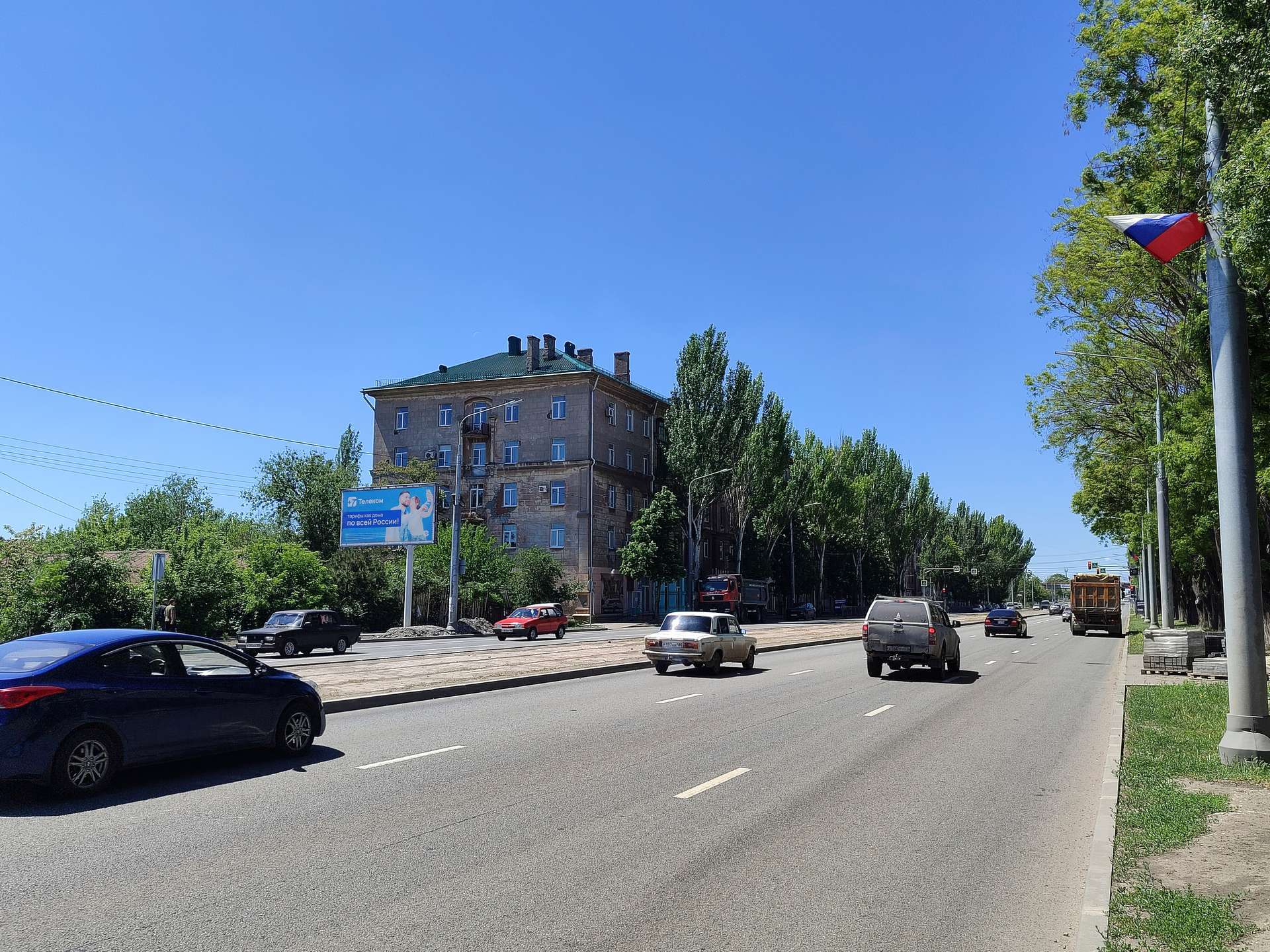 Фотография рекламного носителя, тип: Билборд 3x6, адрес: пр. Ильича со стороны дома 50, Мариуполь, Донецкая область, Россия. Сторона Б №1372510