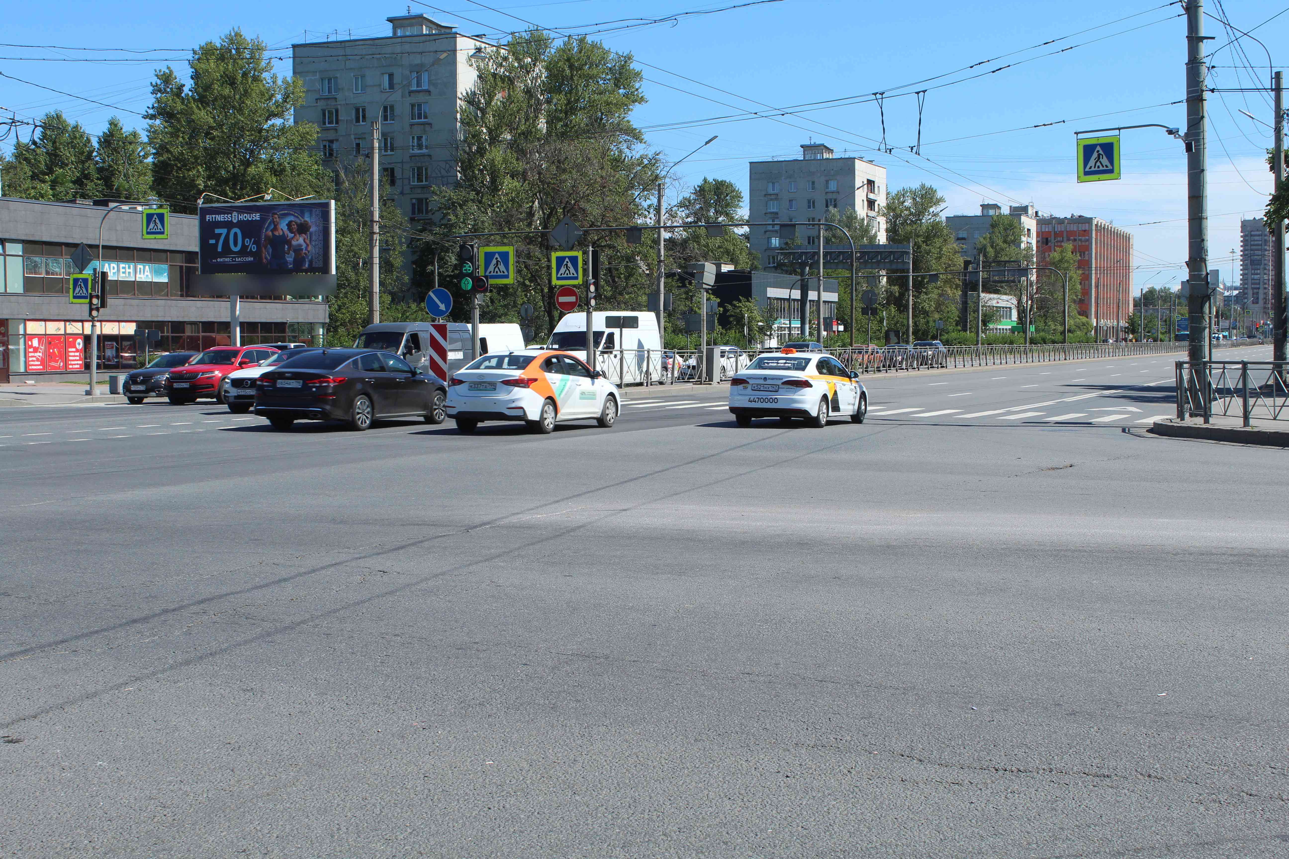 Фотография рекламного носителя, тип: Билборд 3x6, адрес: Ленинский пр-т., д.148 Х Кубинская ул., Санкт-Петербург, Россия. Сторона Б1 №757029