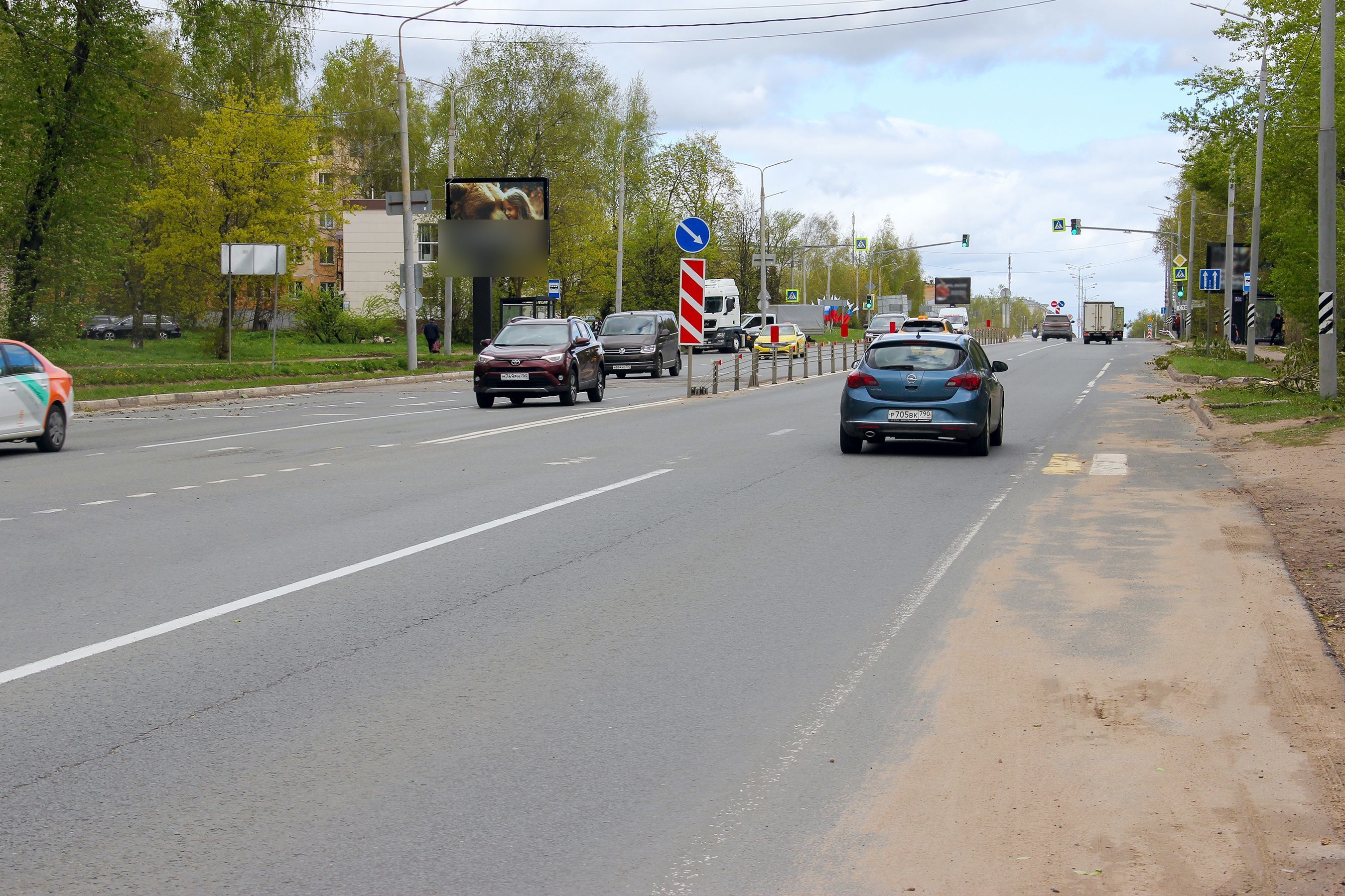 Фотография рекламного носителя, тип: Ситиборд 2.7x3.7, адрес: Московское ш., д.24, Сергиев Посад, Московская область, Россия. Сторона Б1-Б5 №442921