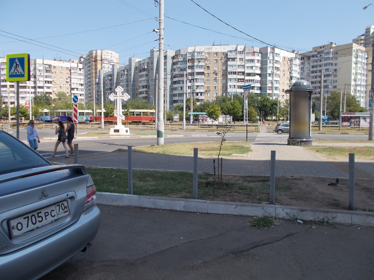 Фотография рекламного носителя, тип: Пиллар 3x1.4, адрес: 70-летия Октября ул., д.1/1, Краснодар, Краснодарский край, Россия. Сторона Б №1337578