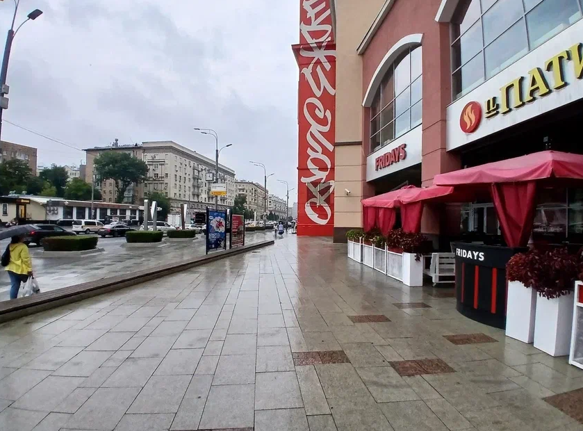 Фотография рекламного носителя, тип: Афиша 1.75x1.8, адрес: Земляной Вал ул., д.33, Москва, Россия. Сторона B №789374