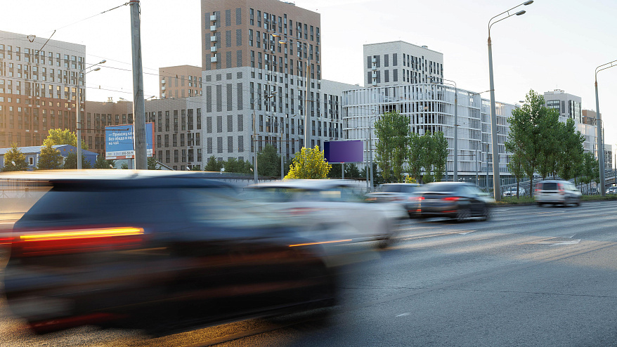 Фотография рекламного носителя, тип: Билборд 3x6, адрес: Победы пр-т. Х Сахарова ул., транспортная развязка, Казань, Республика Татарстан, Россия. Сторона B №674439