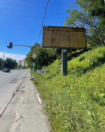 Фотография рекламного носителя, тип: Билборд 3x6, адрес: Луговая ул., д.45, Владивосток, Приморский край, Россия. Сторона А №1362392