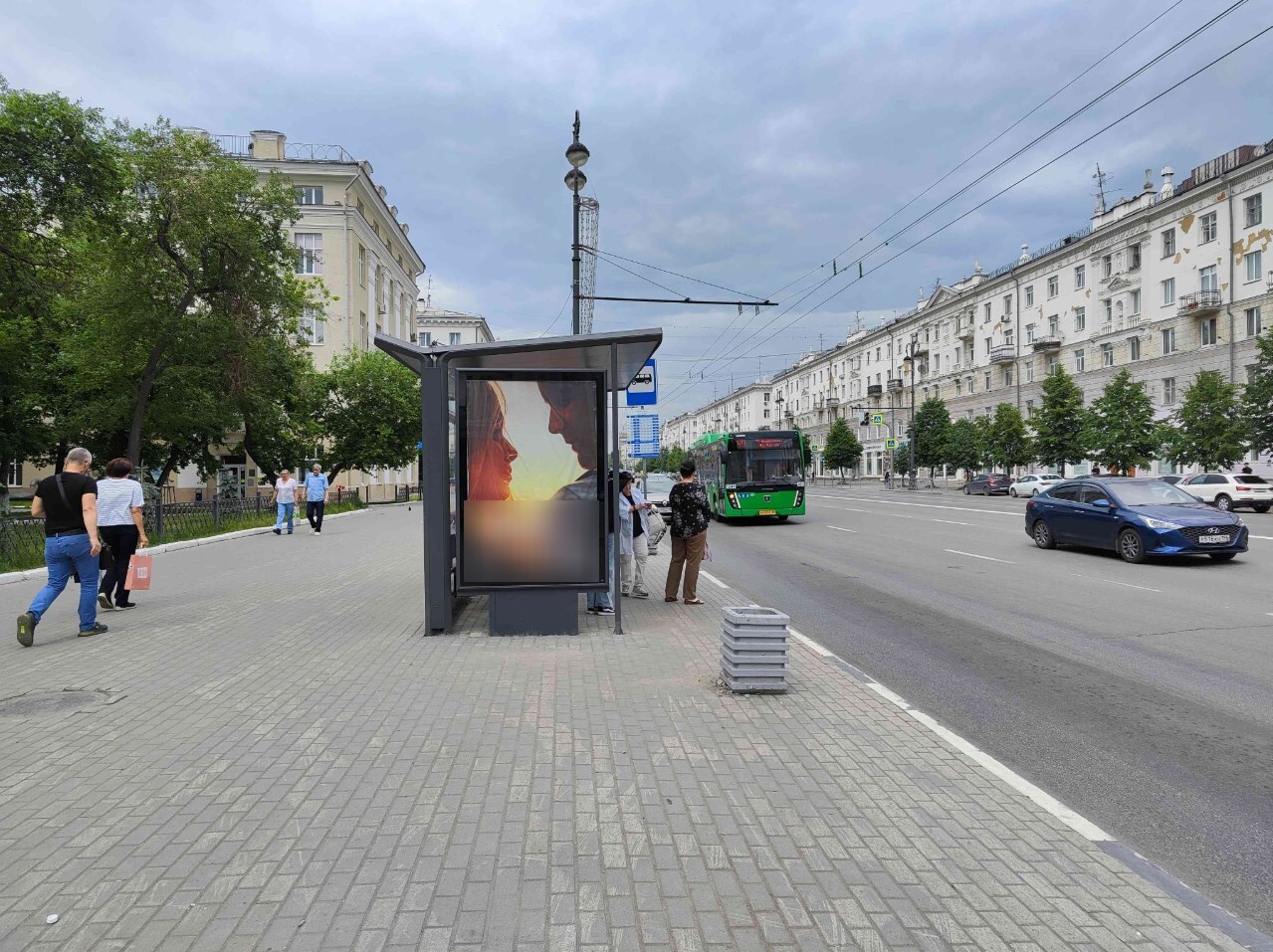 Фотография рекламного носителя, тип: Остановка 1.8x1.2, адрес: Свердлова ул., д.11А, Екатеринбург, Свердловская область, Россия. Сторона Б №141545