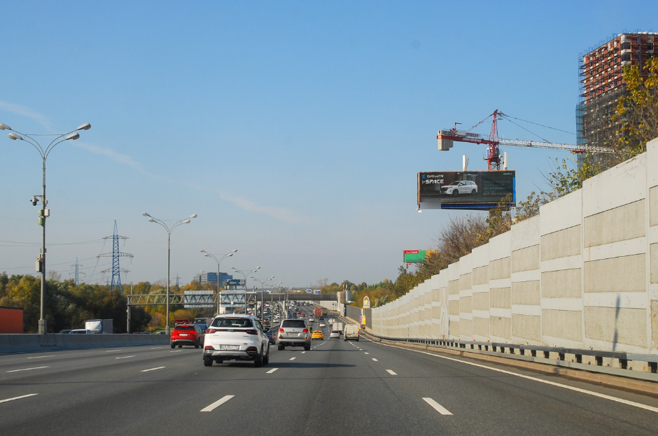 Фотография рекламного носителя, тип: Суперсайт 4x12, адрес: МКАД, 92 750м, Мытищи, Московская область, Россия. Сторона А1 №510532