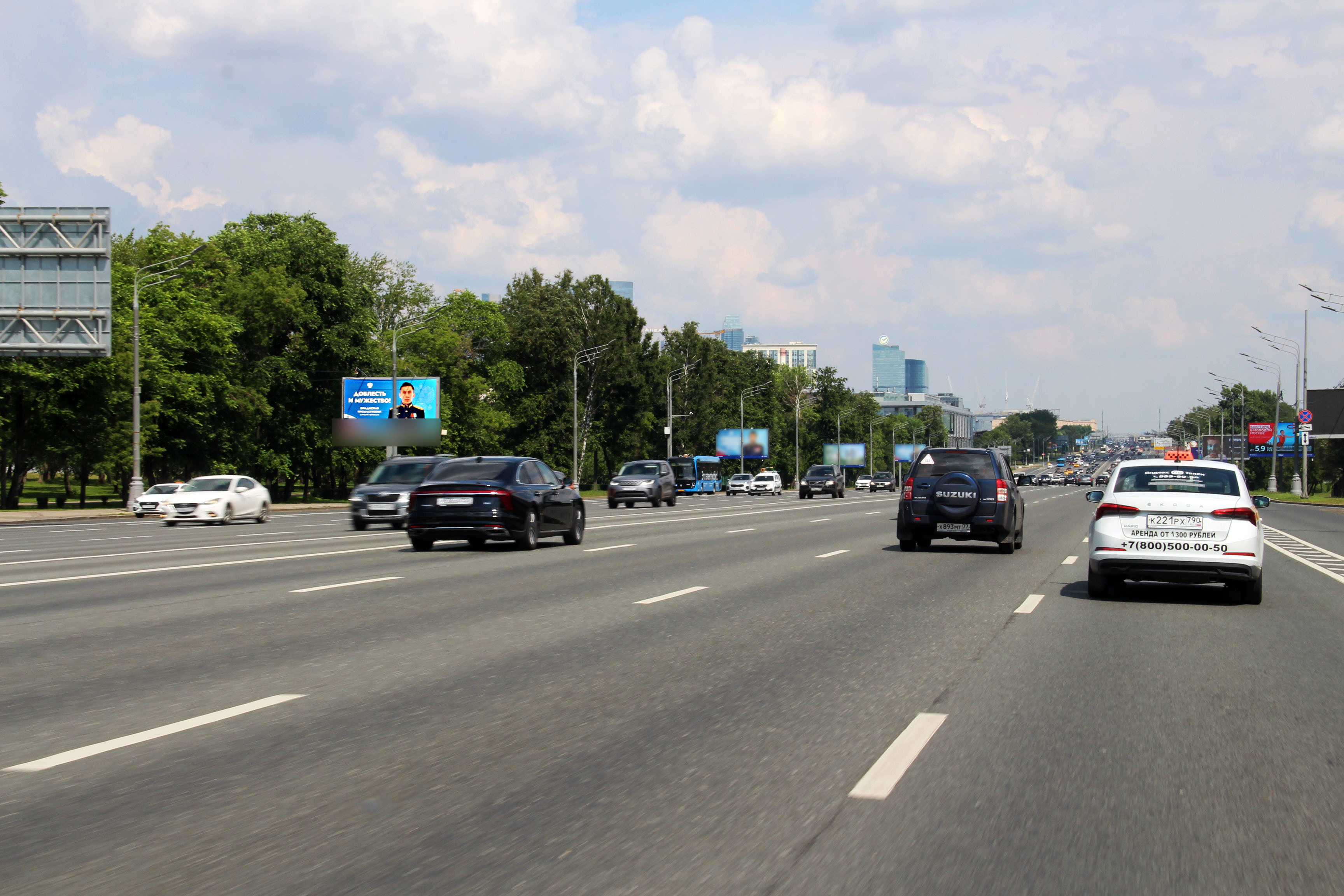 Фотография рекламного носителя, тип: Билборд 3x6, адрес: Кутузовский пр-т., д.52, Москва, Россия. Сторона Б №278391