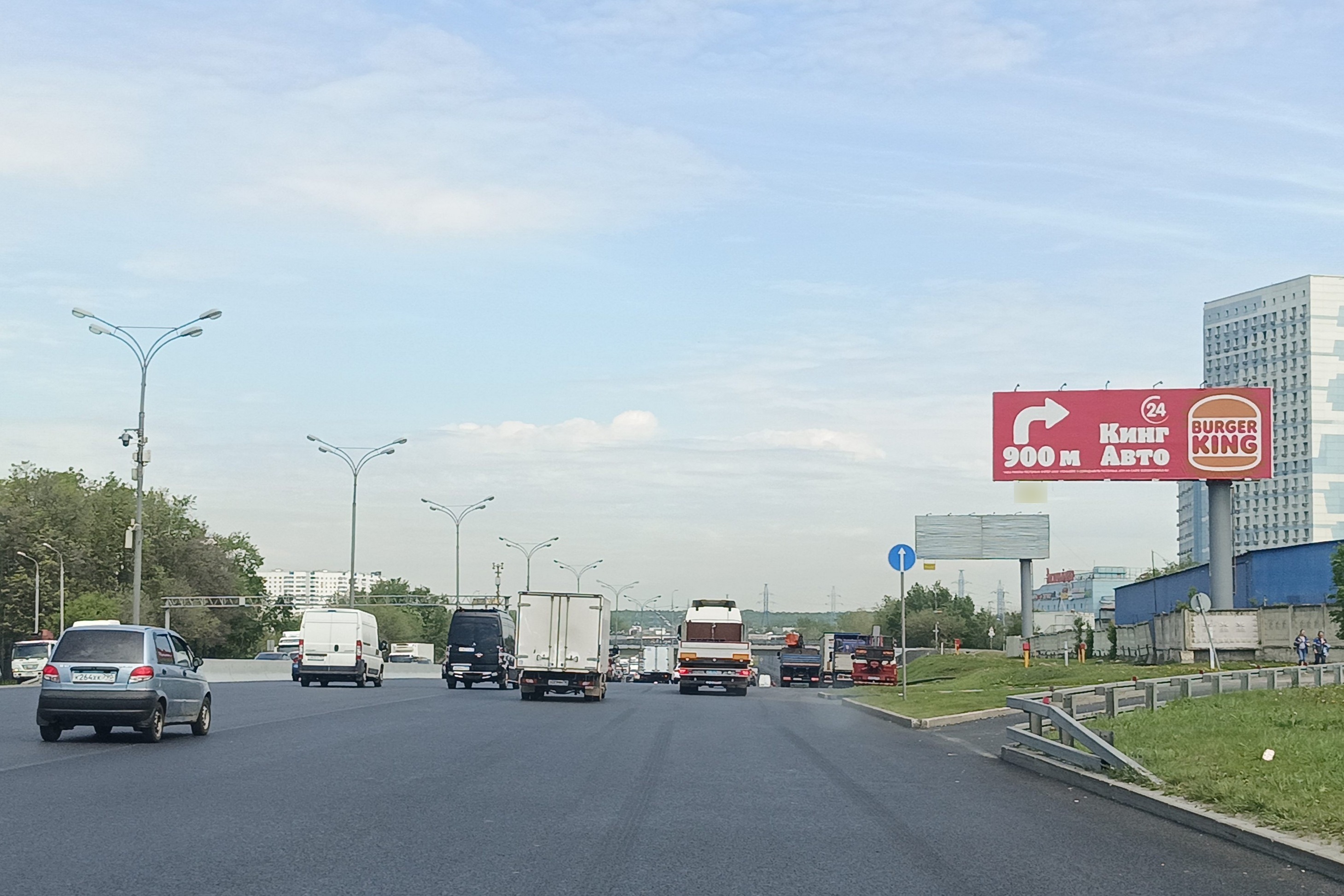 Фотография рекламного носителя, тип: Суперсайт 5x15, адрес: МКАД, 105 300м, Балашиха, Московская область, Россия. Сторона А №294108