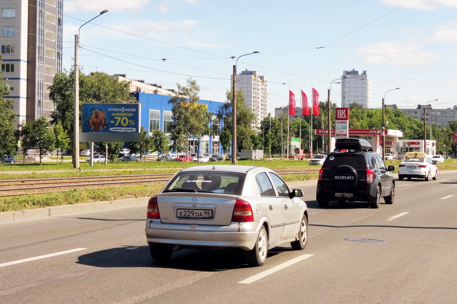 Фотография рекламного носителя, тип: Билборд 3x6, адрес: Дальневосточный пр-т., д.38 Х Евдокима Огнева ул., Санкт-Петербург, Россия. Сторона Б №684102