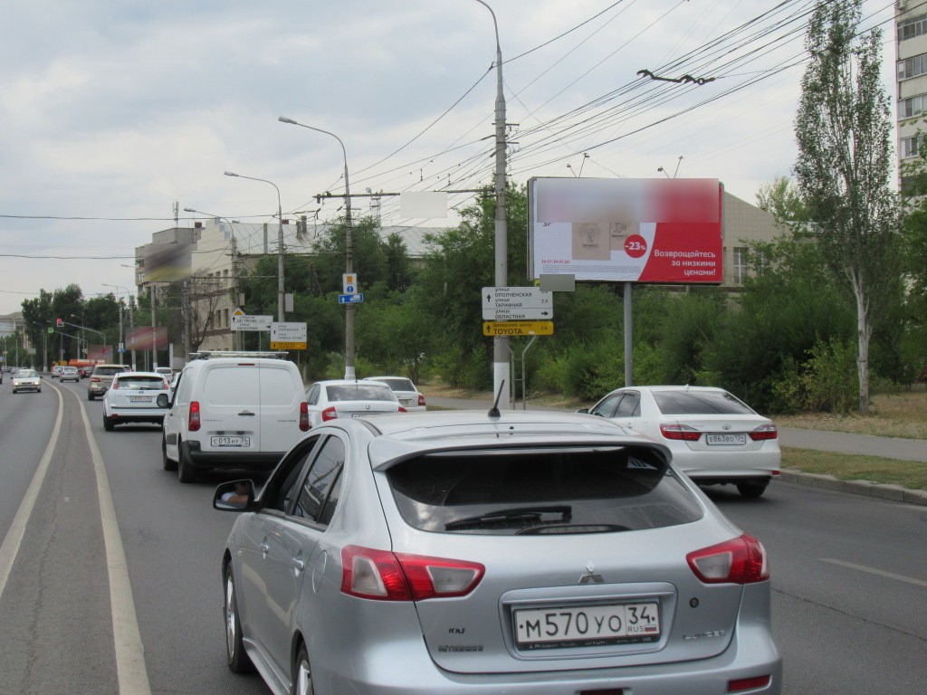Фотография рекламного носителя, тип: Билборд 3x6, адрес: Ленина пр-т., д.225, поз.2, Волгоград, Волгоградская область, Россия. Сторона А №111501
