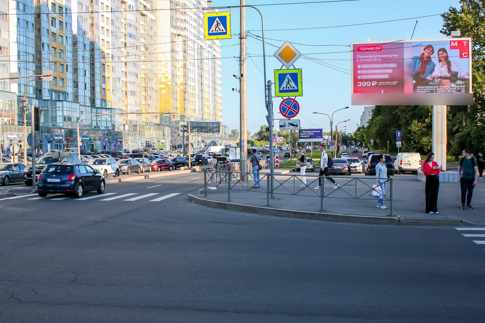 Фотография рекламного носителя, тип: Билборд 3x6, адрес: Народного Ополчения пр-т. Х Ленинский пр-т., Санкт-Петербург, Россия. Сторона А1 №673130
