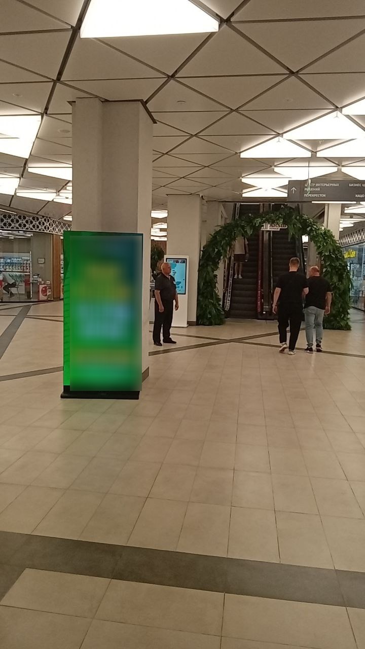 Фотография рекламного носителя, тип: Видеоэкран, адрес: Бизнес-центр «Арсиб Тауэр», Мельникайте ул., д.116, корп.1, Тюмень, Тюменская область, Россия. Сторона/вариант A1-A10 №1375531