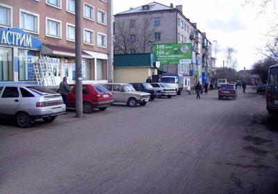 Фотография рекламного носителя, тип: Билборд 3x6, адрес: Котельнич г., Кирова ул., д.17, Киров, Кировская область, Россия. Сторона B №161296