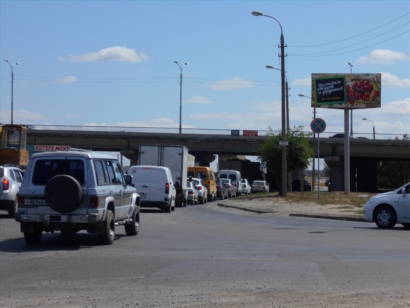 Фотография рекламного носителя, тип: Билборд 3x6, адрес: Дорожников пр-зд., перед путепроводом, Волгоград, Волгоградская область, Россия. Сторона А1 №111230