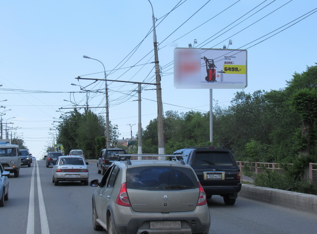 Фотография рекламного носителя, тип: Билборд 3x6, адрес: Ополченская ул., д.32, Волгоград, Волгоградская область, Россия. Сторона А №111503