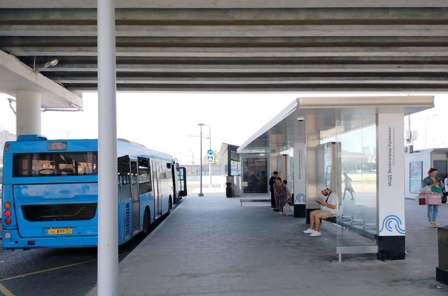 Фотография рекламного носителя, тип: Остановка 1.8x1.2, адрес: Крюковская пл., ост. "МЦД Зеленоград-Крюково", поз. 2, Зеленоград, Москва, Россия. Сторона А №1329899