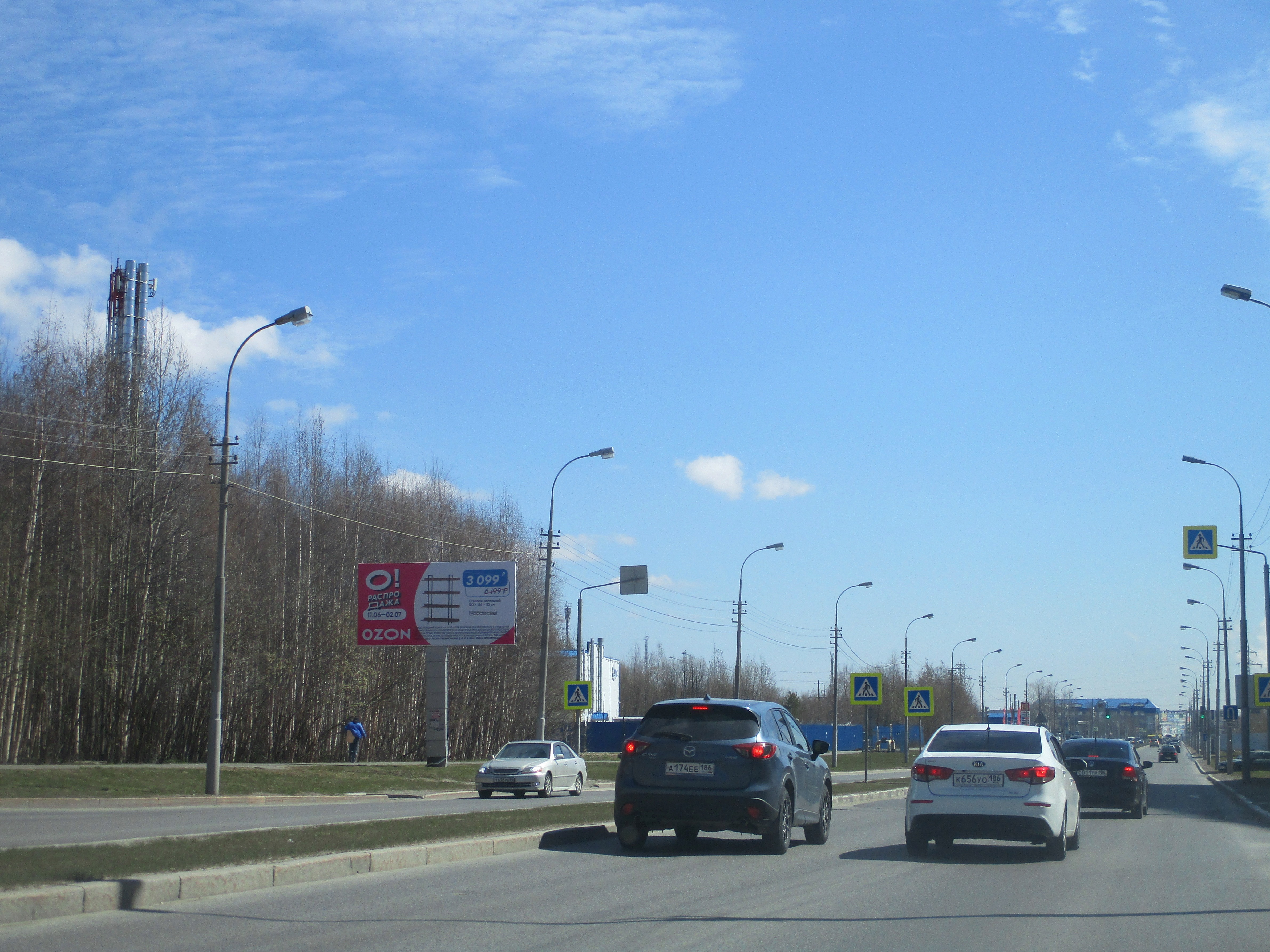 Фотография рекламного носителя, тип: Билборд 3x6, адрес: Крылова ул., д.34, Сургут, Ханты-Мансийский автономный округ – Югра, Россия. Сторона Б №936973