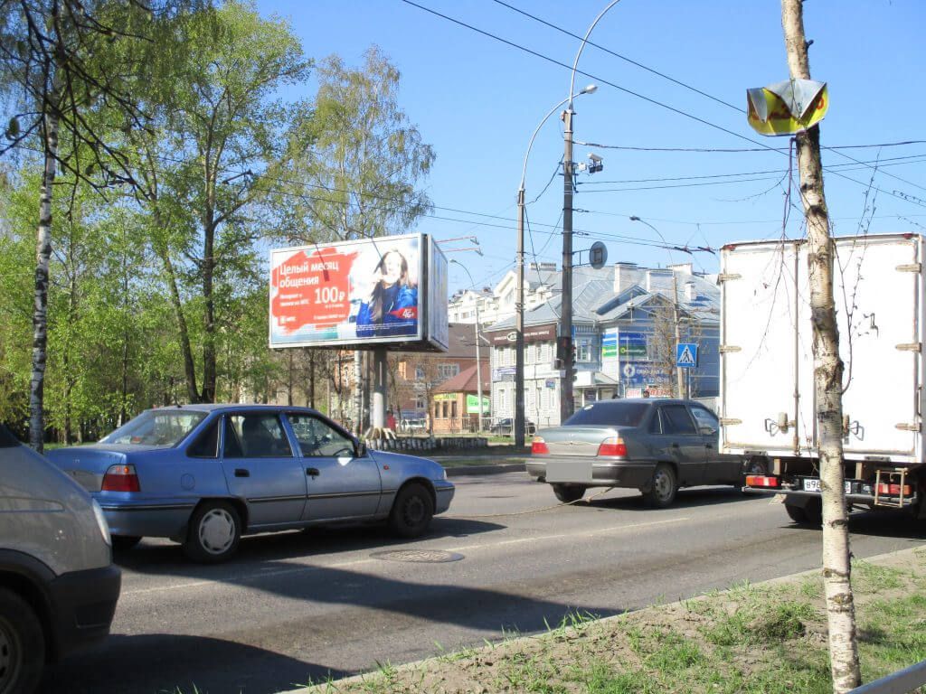 Фотография рекламного носителя, тип: Билборд 3x6, адрес: Ленинградская ул. Х Октябрьская ул., Вологда, Вологодская область, Россия. Сторона Б1-Б3 №642766