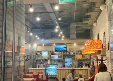 Фотография рекламного носителя, тип: Видеоэкран, адрес: Торговый центр «VEGAS Крокус Сити», Международная ул., д.12, Красногорск, Московская область, Россия. Сторона/вариант №1397839