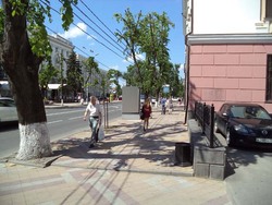 Фотография рекламного носителя, тип: Ситиформат 1.8x1.2, адрес: Красная ул., д.54 Х Ленина ул., Краснодар, Краснодарский край, Россия. Сторона А1-A5 №492577