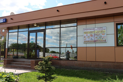 Фотография рекламного носителя, тип: Лайтбокс, адрес: Бизнес-центр «Конгресс центр», Программистов ул., д.4, Дубна, Московская область, Россия. Сторона/вариант A №978846