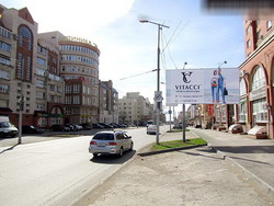 Фотография рекламного носителя, тип: Билборд 3x6, адрес: Маяковского ул. Х М. Жукова ул., д.78, Омск, Омская область, Россия. Сторона А №616833