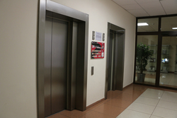 Фотография рекламного носителя, тип: Постер/баннер, адрес: Бизнес-центр «Конгресс центр», Программистов ул., д.4, Дубна, Московская область, Россия. Сторона/вариант A №978811