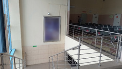 Фотография рекламного носителя, тип: Постер/баннер, адрес: ЖД вокзал «Ростов», Привокзальная пл., д.2/1, Ростов-на-Дону, Ростовская область, Россия. Сторона/вариант А №991107