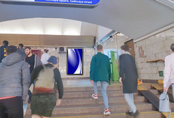 Фотография рекламного носителя, тип: Видеоэкран, адрес: Станция метро «Садовая», линия Фрунзенско-Приморская, Санкт-Петербург, Россия. Сторона/вариант А1 №1061570