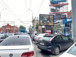 Фотография рекламного носителя, тип: Ситиборд 2.7x3.7, адрес: Московская ул. Х Чапаева ул., поз.1, Саратов, Саратовская область, Россия. Сторона A1-A5 №468085