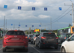 Фотография рекламного носителя, тип: Билборд 3x6, адрес: Алебашевская ул., д.19, Тюмень, Тюменская область, Россия. Сторона А30 №950742