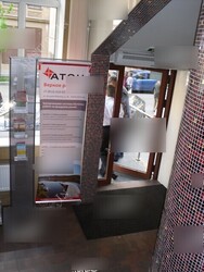 Фотография рекламного носителя, тип: Диспенсер листовок, адрес: Бизнес-центр «Астра», Малый П.С. пр-т., д.55, Санкт-Петербург, Россия. Сторона/вариант №656979