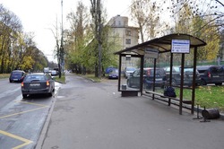 Фотография рекламного носителя, тип: Остановка 1.8x1.2, адрес: 15-я Парковая ул., д.31а, Москва, Россия. Сторона А №956284