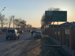 Фотография рекламного носителя, тип: Билборд 3x6, адрес: Аэропорт а/д., развлекательный комплекс Альфа, Южно-Сахалинск, Сахалинская область, Россия. Сторона A №605601