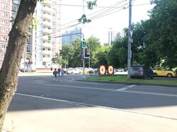 Фотография рекламного носителя, тип: Афиша 1.75x1.8, адрес: Летчика Бабушкина ул., д.37, стенд 2, Москва, Россия. Сторона B №865362