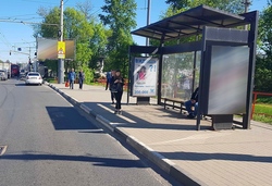 Фотография рекламного носителя, тип: Остановка 1.8x1.2, адрес: Московский пр-т., д.13, ост. Б.Федоровская, Ярославль, Ярославская область, Россия. Сторона А2 №162559