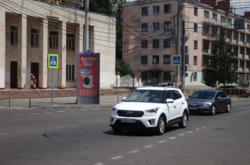 Фотография рекламного носителя, тип: Пиллар 3x1.4, адрес: Калинина ул. Х Кирова ул., Краснодар, Краснодарский край, Россия. Сторона Б №84839