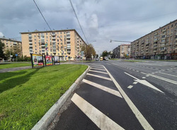 Фотография рекламного носителя, тип: Афиша 1.75x1.8, адрес: Профсоюзная ул. Х Нахимовский пр-т., поз.1, стенд 2, Москва, Россия. Сторона A №887285