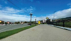 Фотография рекламного носителя, тип: Ситиформат 1.8x1.2, адрес: Алексея Максимовича Горького ул. X Победы пр-т., Южно-Сахалинск, Сахалинская область, Россия. Сторона A1-A10 №1349356