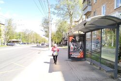 Фотография рекламного носителя, тип: Остановка 1.8x1.2, адрес: Бекетова ул., ост."Заярская ул.", Нижний Новгород, Нижегородская область, Россия. Сторона А №141881