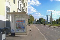 Фотография рекламного носителя, тип: Остановка 1.8x1.2, адрес: Говорова ул., ост. пр. Толбухина, Москва, Россия. Сторона Б №996325