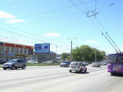 Фотография рекламного носителя, тип: Билборд 3x6, адрес: 10 лет Октября ул., д.172А, Омск, Омская область, Россия. Сторона Б №124928