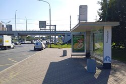 Фотография рекламного носителя, тип: Остановка 1.8x1.2, адрес: МКАД, 35 000м., ост. "Северное Бутово", внешняя сторона, Москва, Россия. Сторона А №955681