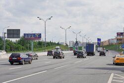 Фотография рекламного носителя, тип: Суперсайт 4x12, адрес: МКАД, 70 850м, Москва, Россия. Сторона Б №328360